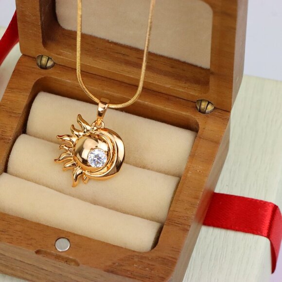 "Round Green Stone Pendant in Rose Gold Finish, XPPT1561 - Picture 5 of 13